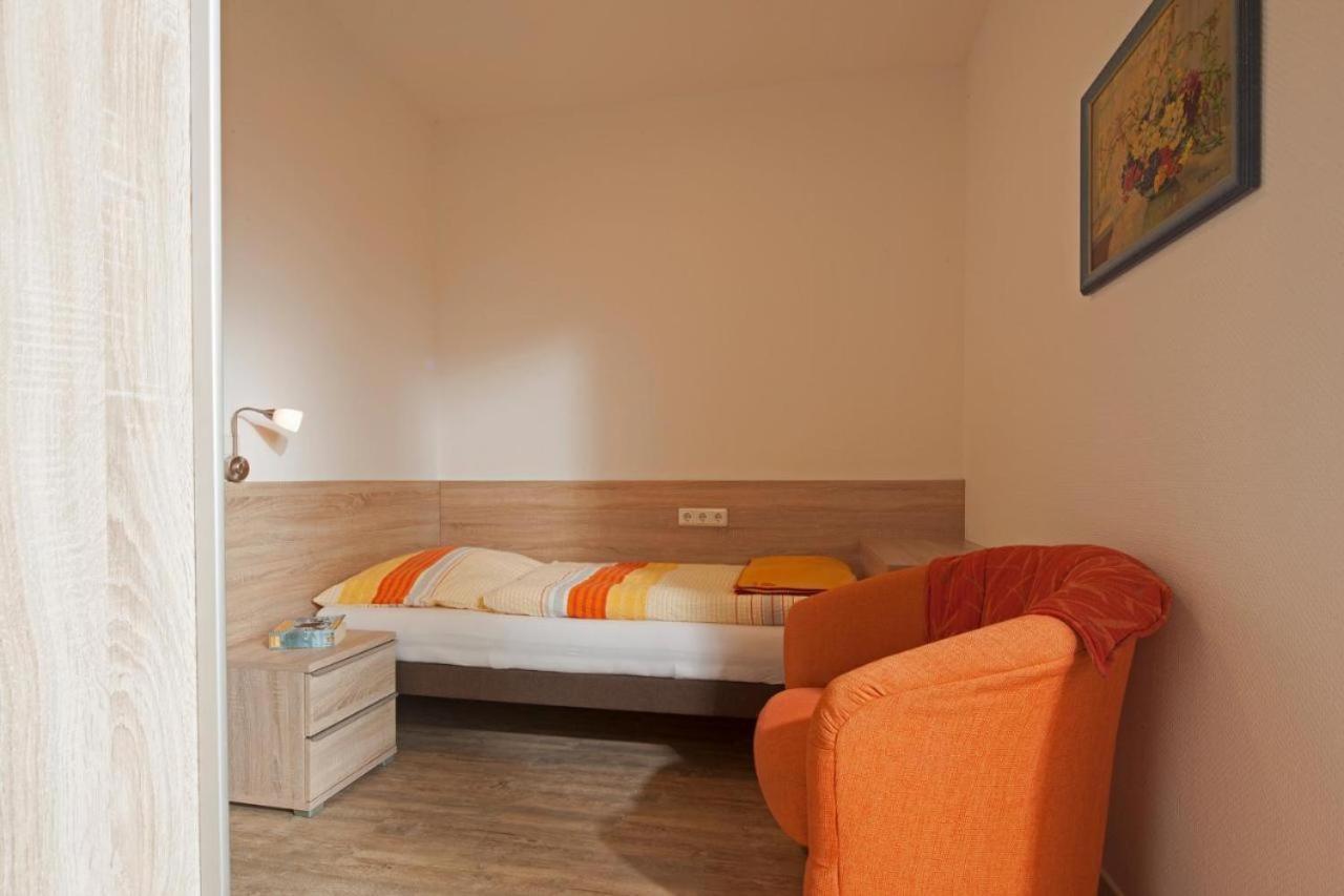 Ferienhaus Mien Huske นอร์เดอร์ไน ภายนอก รูปภาพ