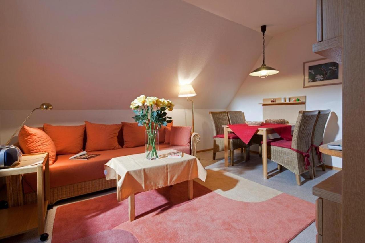 Ferienhaus Mien Huske นอร์เดอร์ไน ภายนอก รูปภาพ