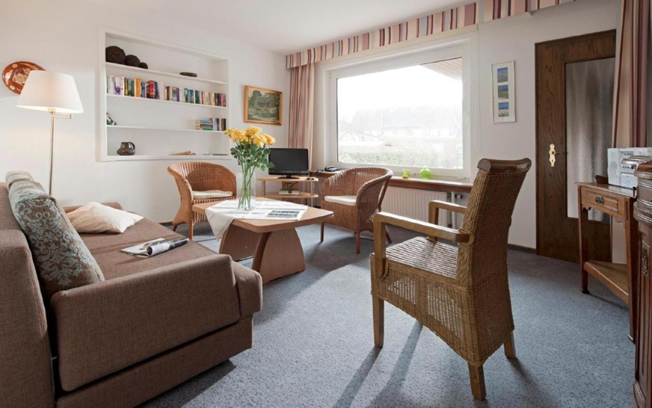 Ferienhaus Mien Huske นอร์เดอร์ไน ภายนอก รูปภาพ